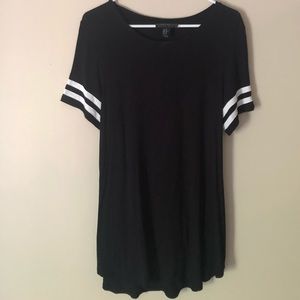 Black t-shirt tunic top